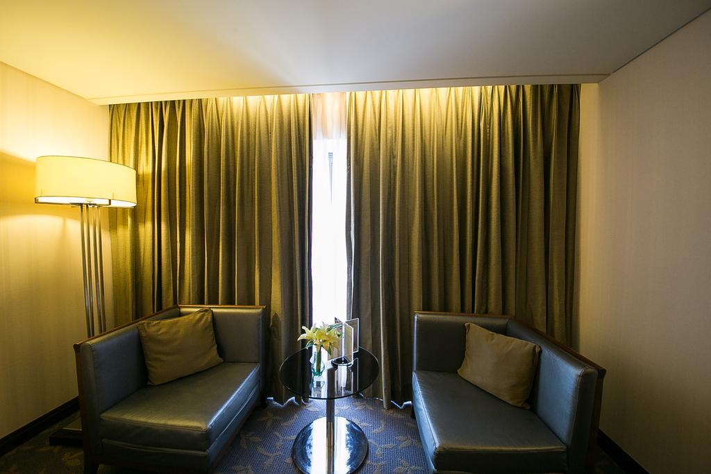 Evergreen Plaza Hotel - Tainan Værelse billede A room at the hotel