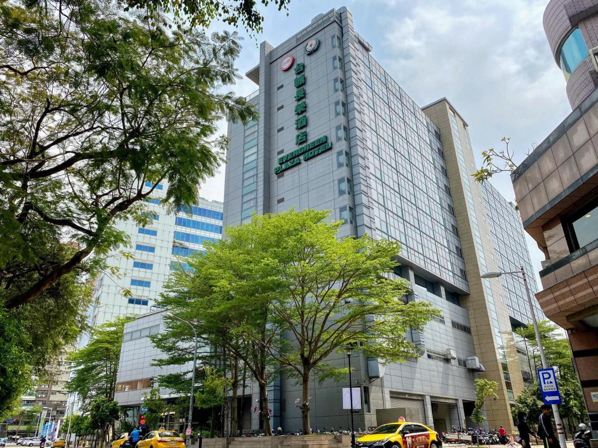 Evergreen Plaza Hotel - Tainan Eksteriør billede Headquarters of Hanwha Life Assurance in Seoul, South Korea